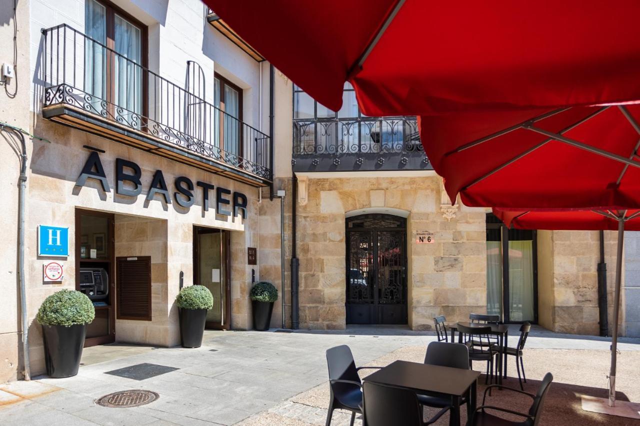 Dwo Abaster Hotel Сория Екстериор снимка