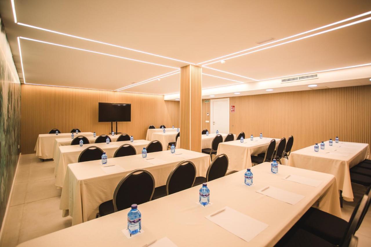 Dwo Abaster Hotel Сория Екстериор снимка